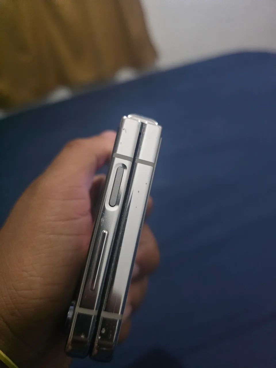 Z flip 5 Defeito  - Foto 4