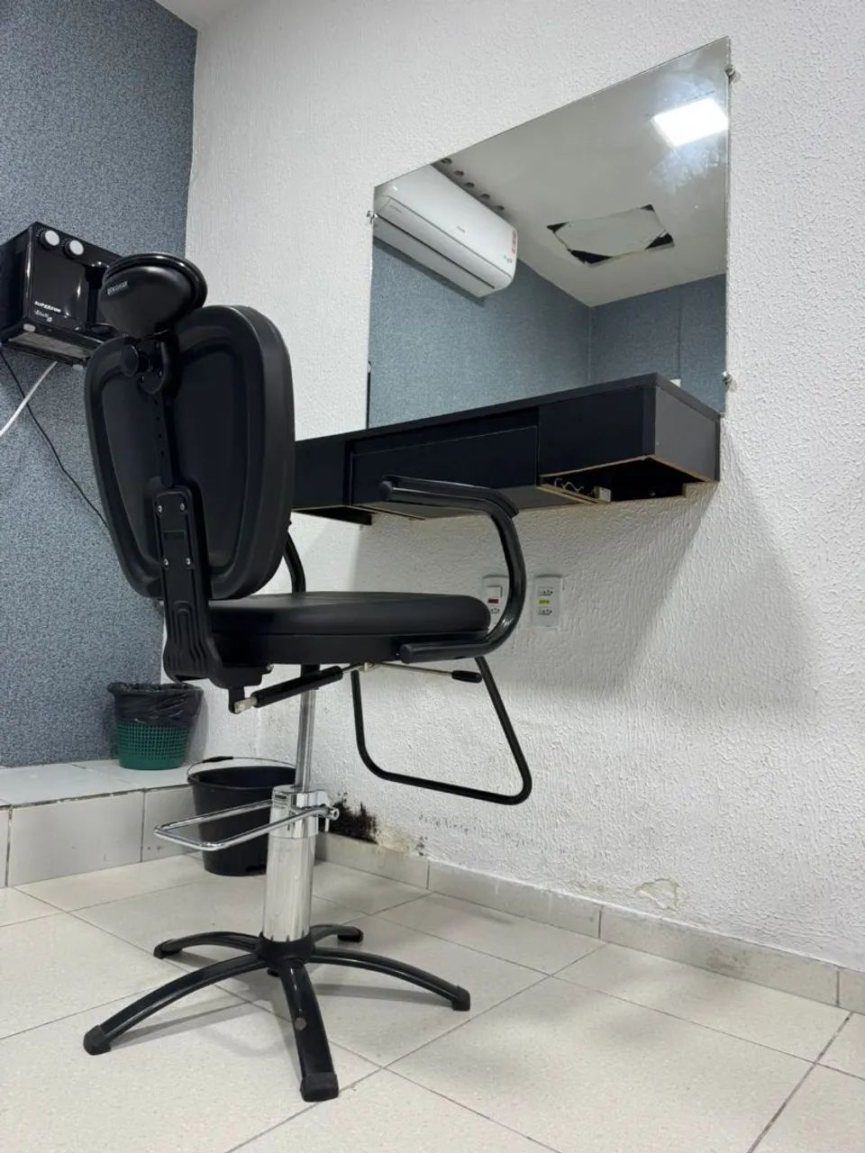Cadeira de barbeiro  - Foto 2