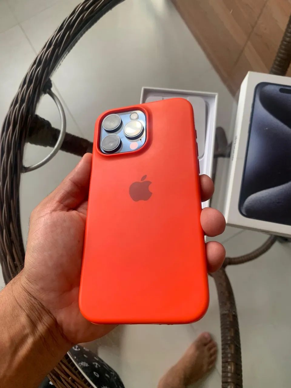 iPhone 15 Pro max 256GB Completo Novinho 
