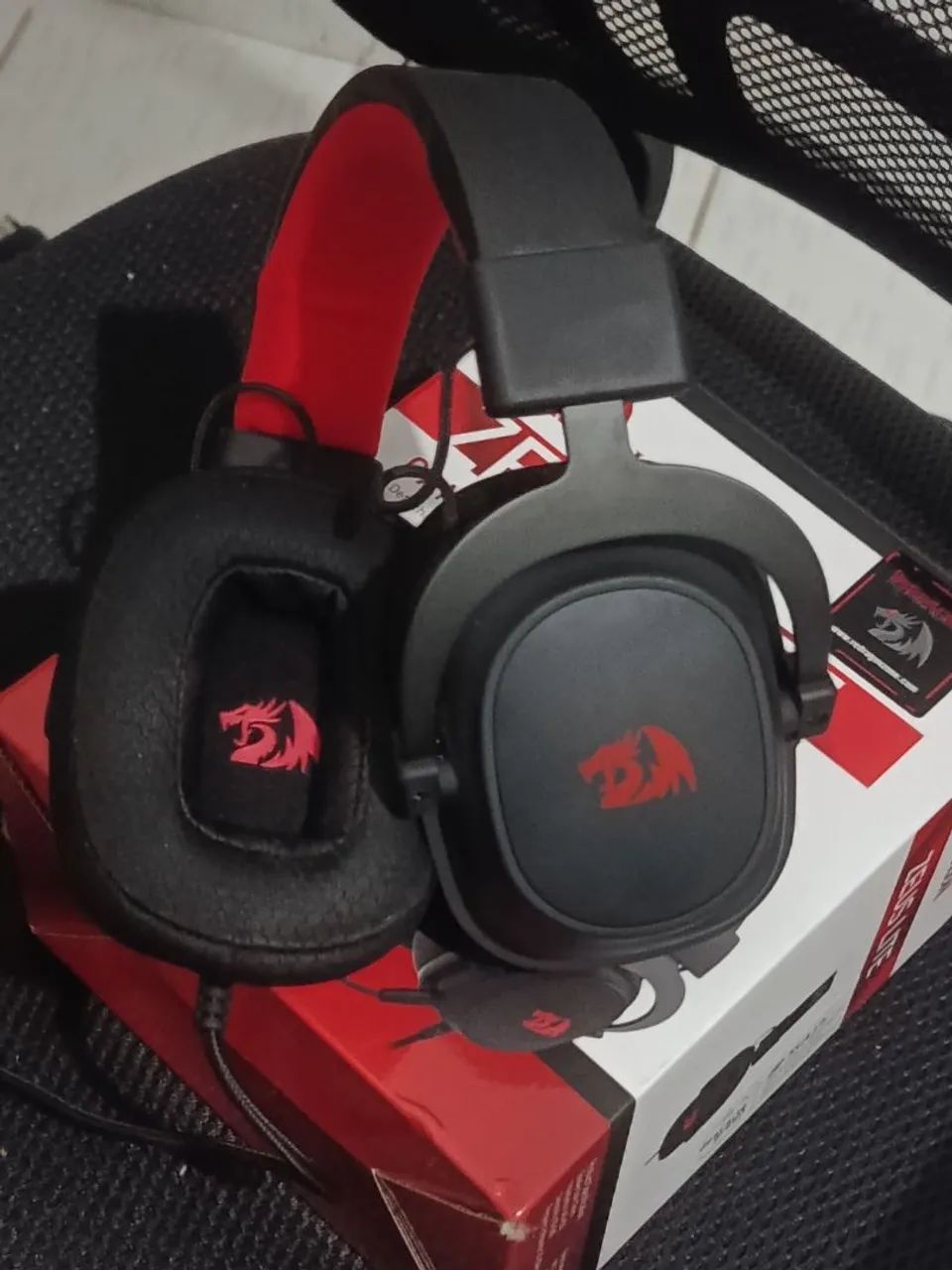 REDRAGON ZEUS LITE 