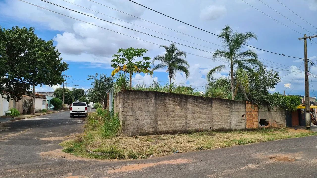 Canaã, Terreno de Esquina em Forma Triangular, Avenida Galassi - Foto 2