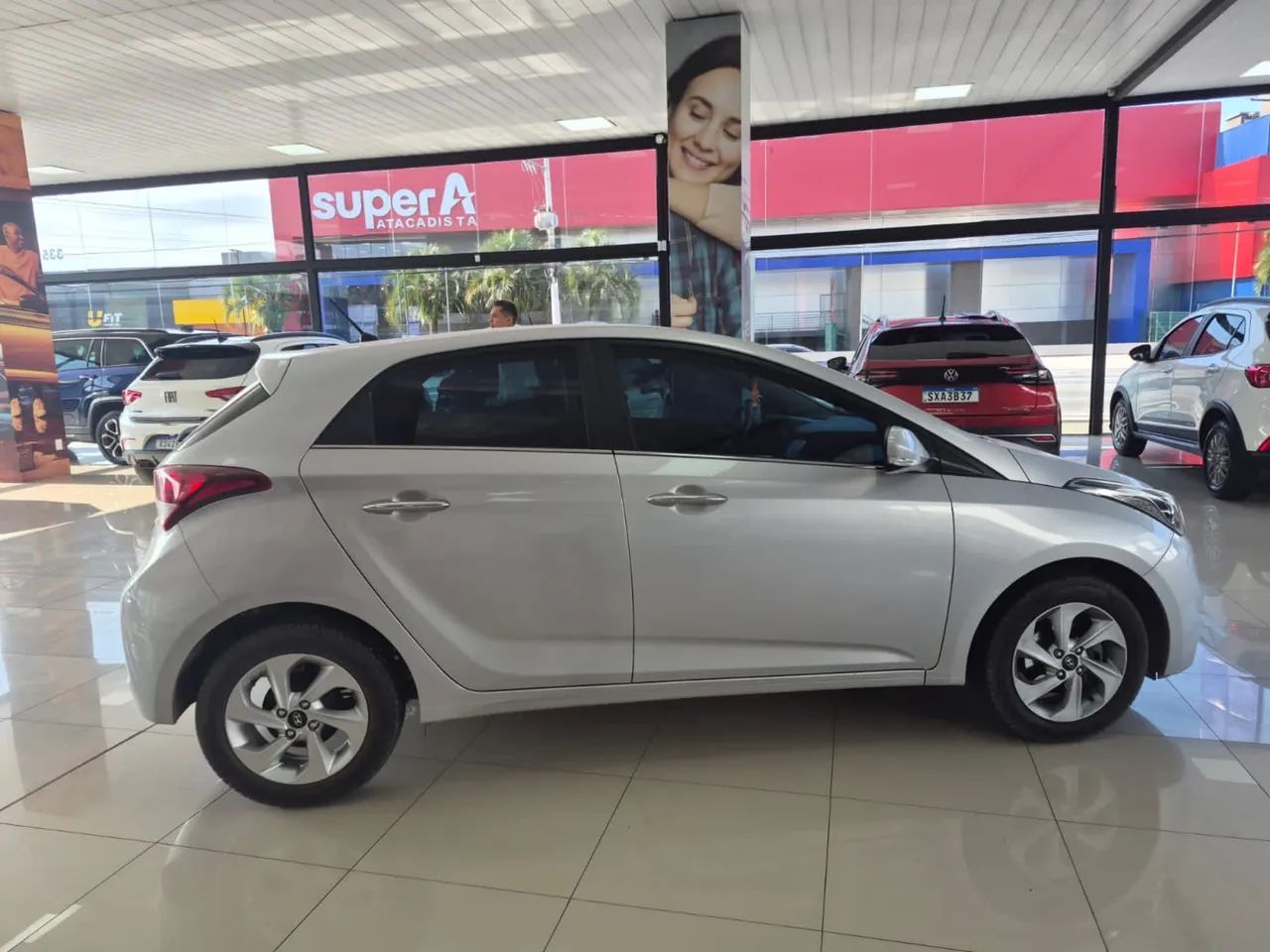 Hyundai HB20 Premium 1.6 Flex 16V Aut. 2017 - Foto 5
