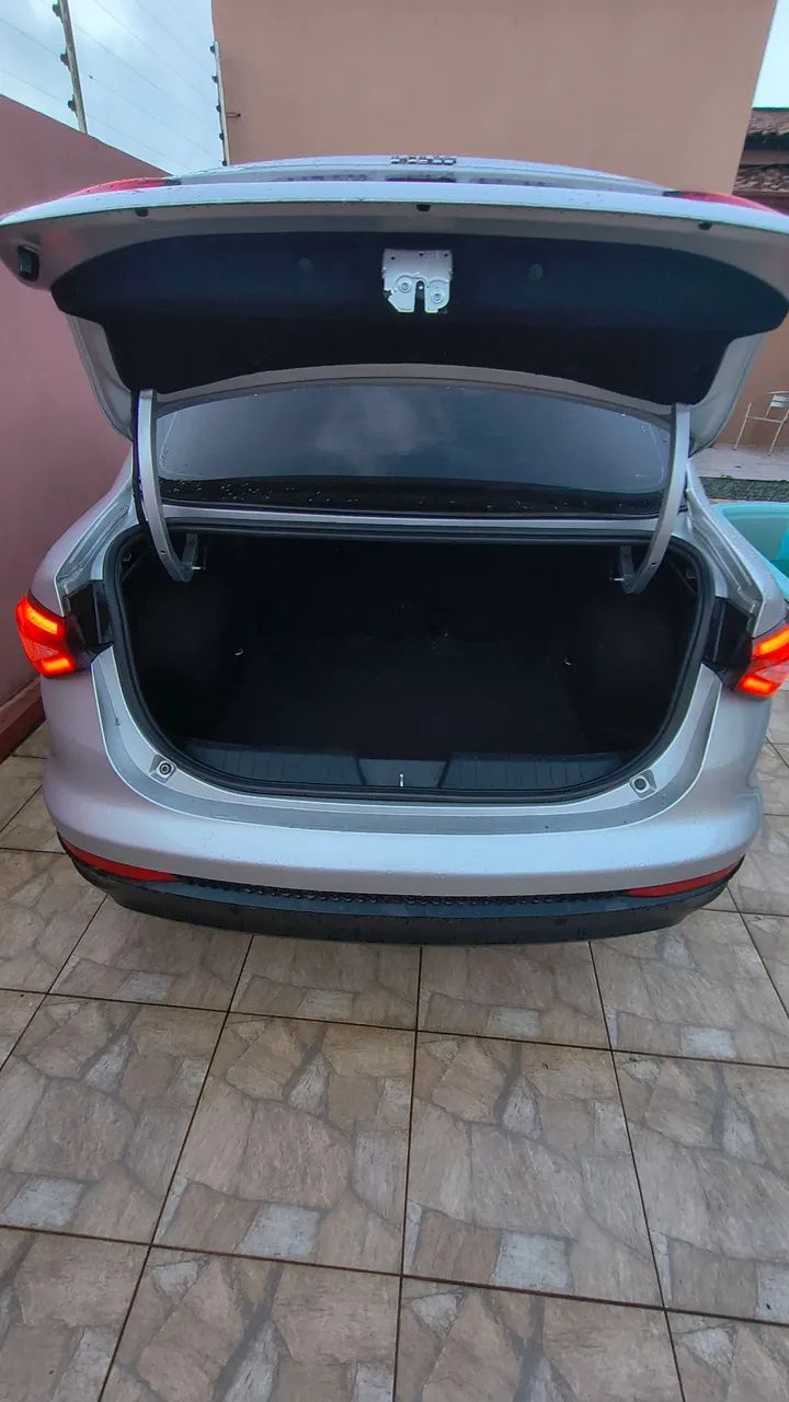 Fiat Cronos Precision 1.3 16V Flex Aut. 2023 - Foto 5
