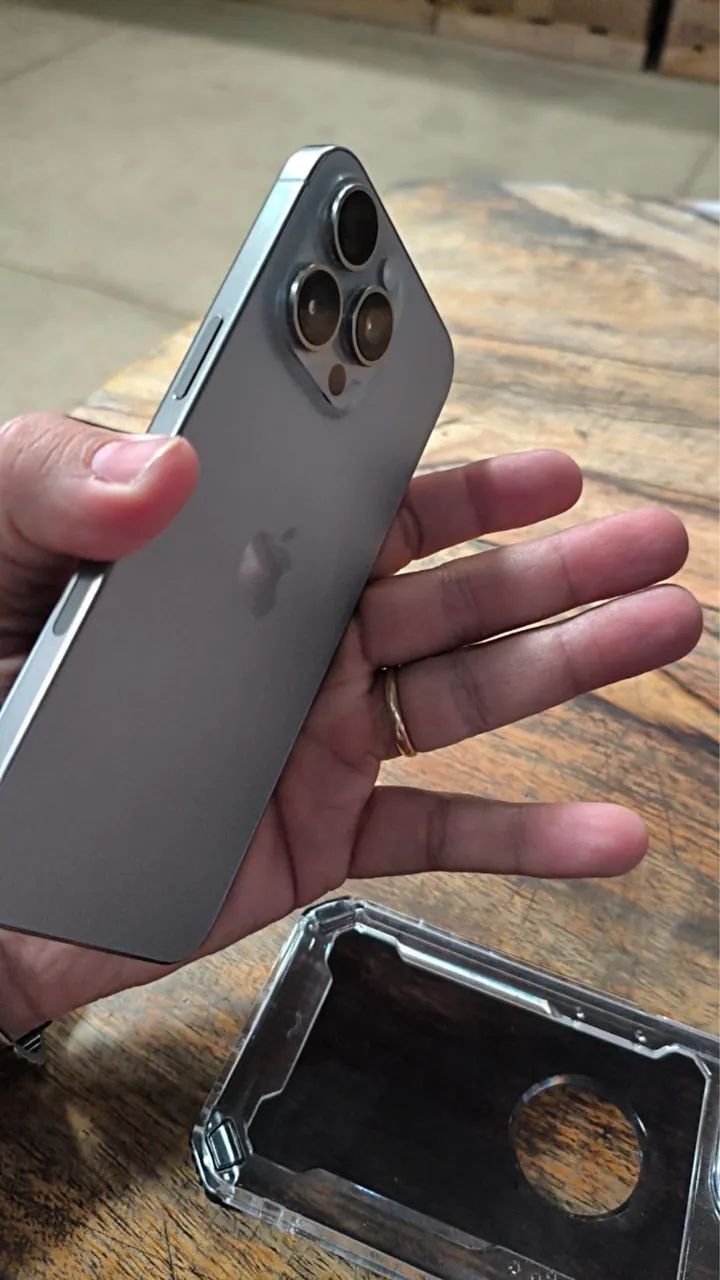 iphone 15 pro Max  - Foto 2