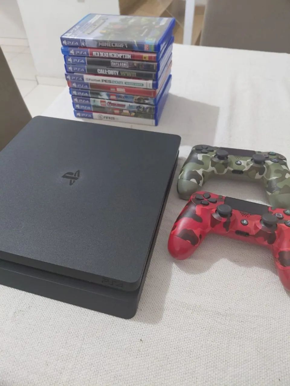Ps4 1Tb com jogos e 2 manetes - Foto 2