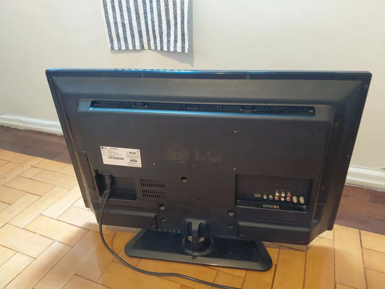TV 32 Polegadas com defeito (p/peças) - Foto 2