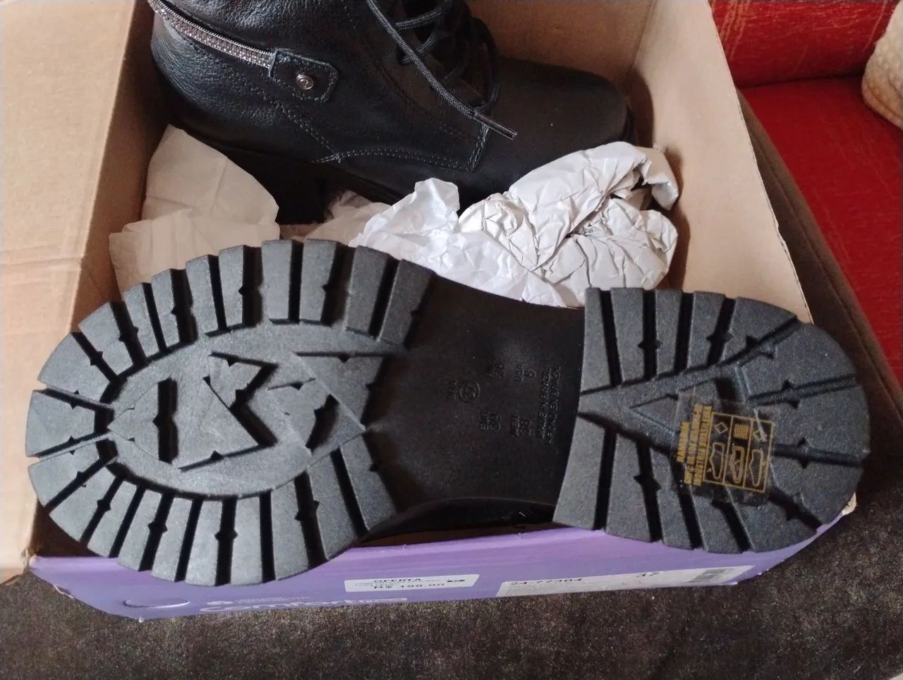 Bota nova Confortflex 37 na caixa pela metade do preço  - Foto 4