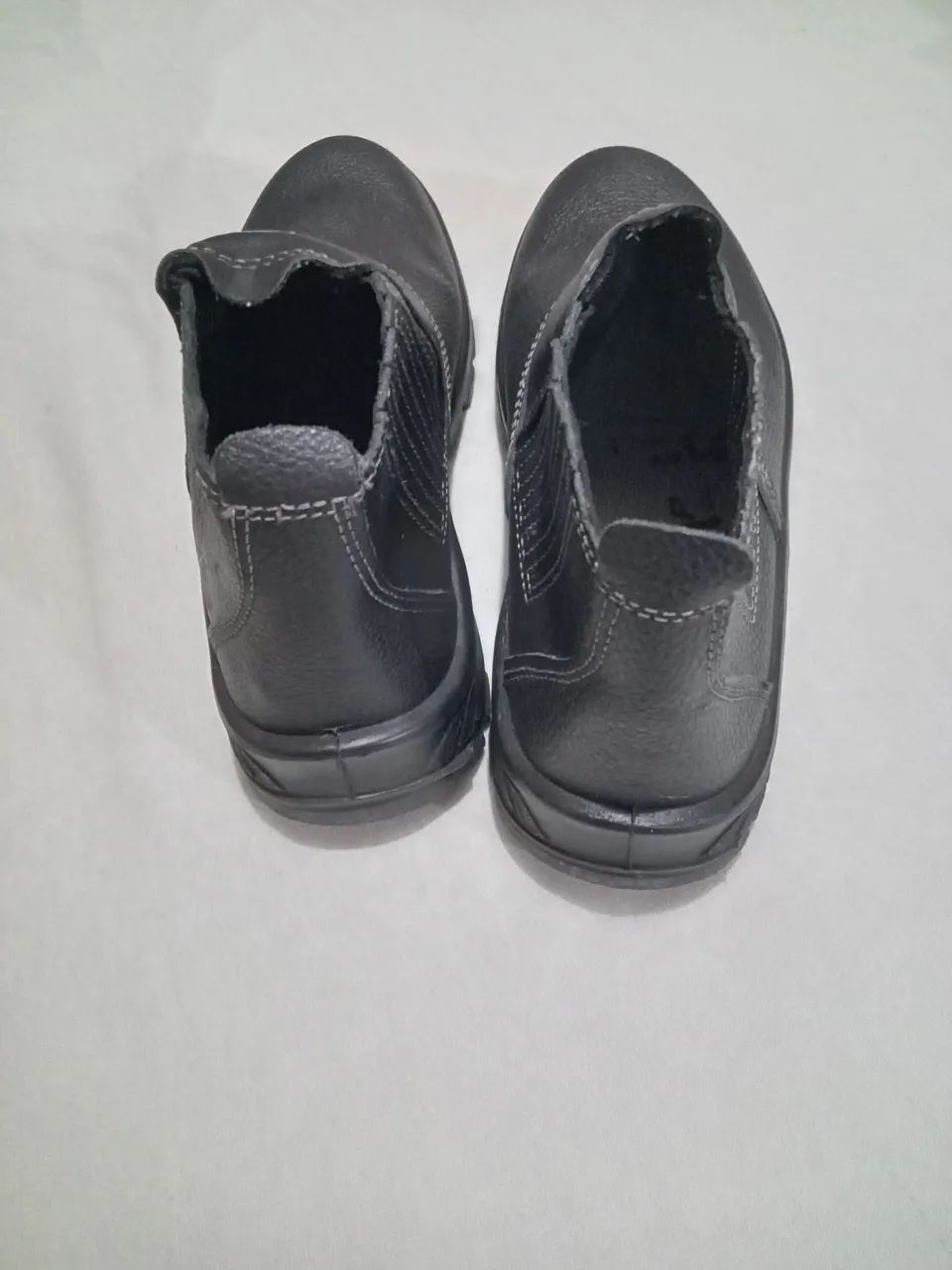 Bota bico de ferro  - Foto 3