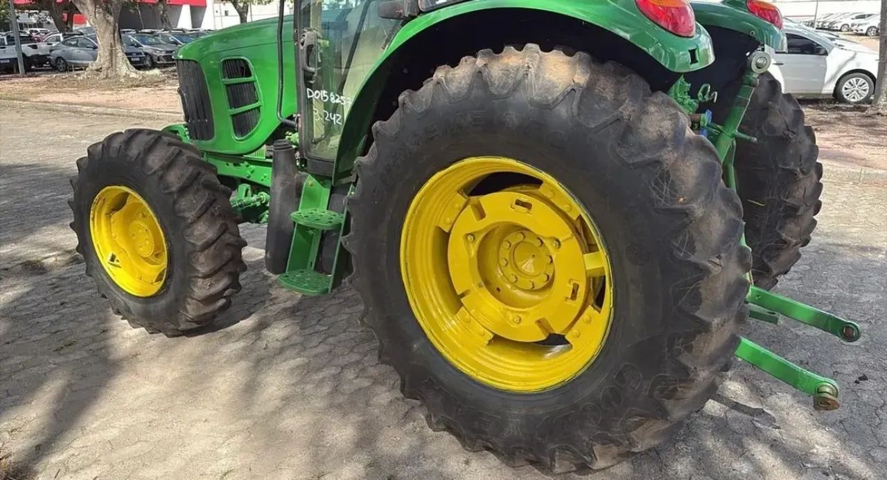 Trator John Deere 6100j - 2022 - Foto 2
