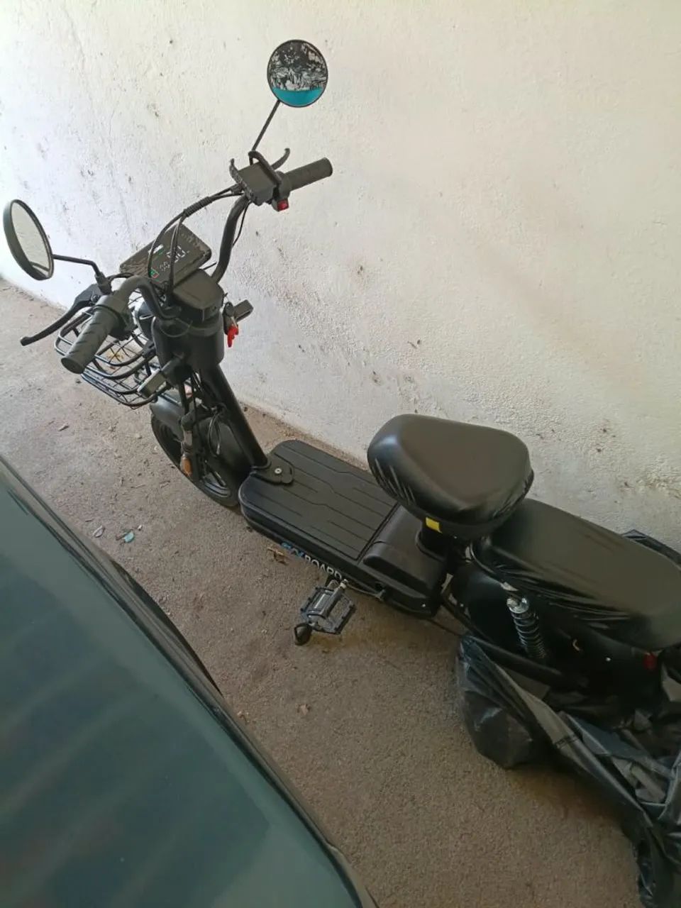 Bicicleta elétrica novíssima (praticamente zero) - Foto 4