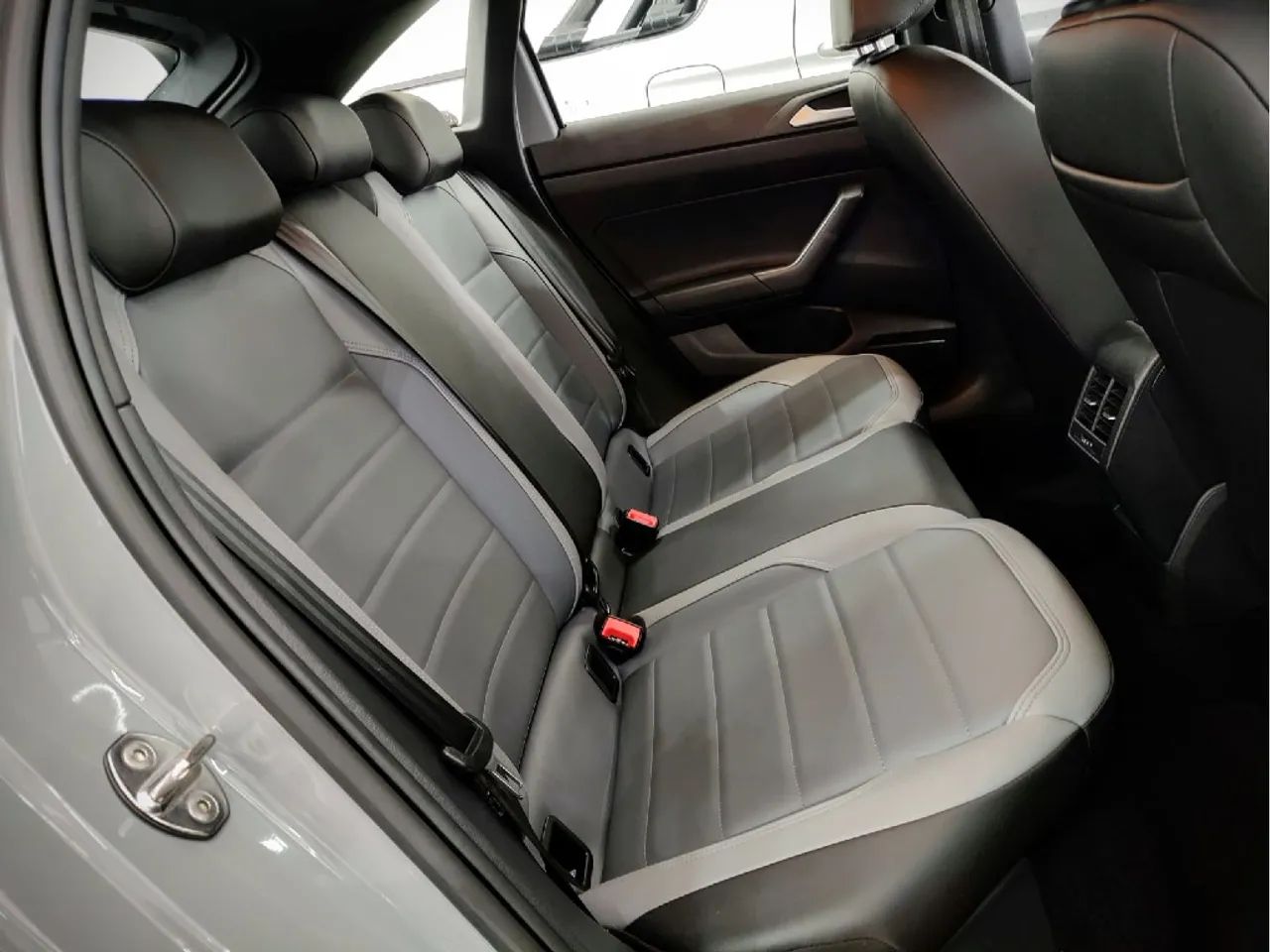 Volkswagen Nivus Highline 1.0 200 TSI Flex AUT 2021 - Foto 10