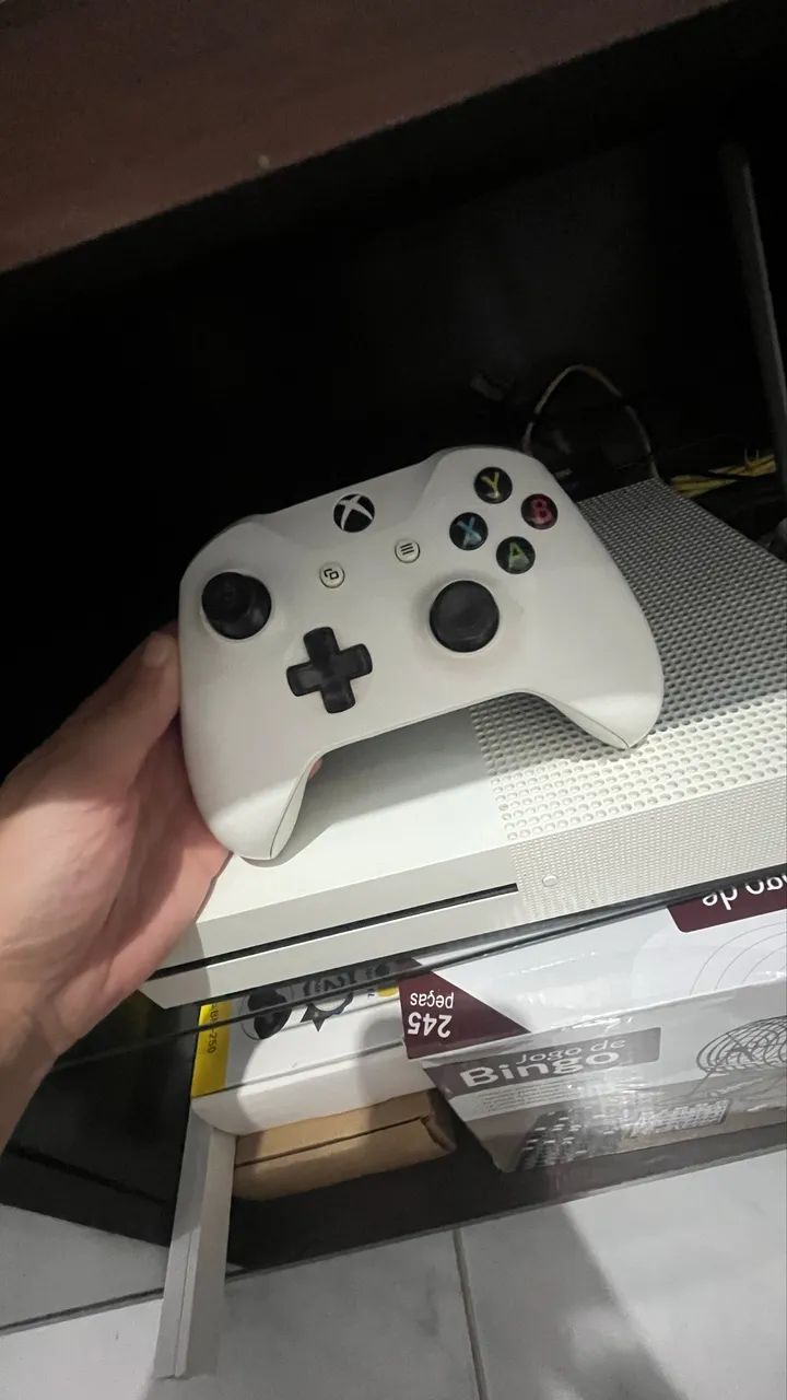 Xbox one S - 1 tb  - Foto 3