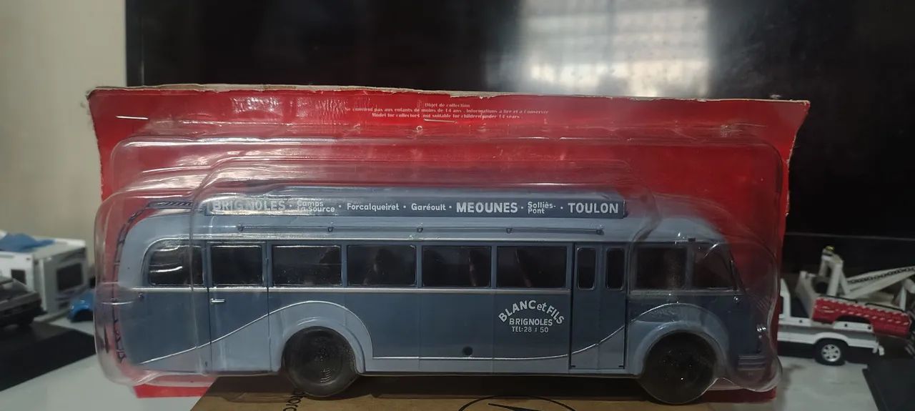 Miniaturas de ônibus escalas 1/43 - Foto 4