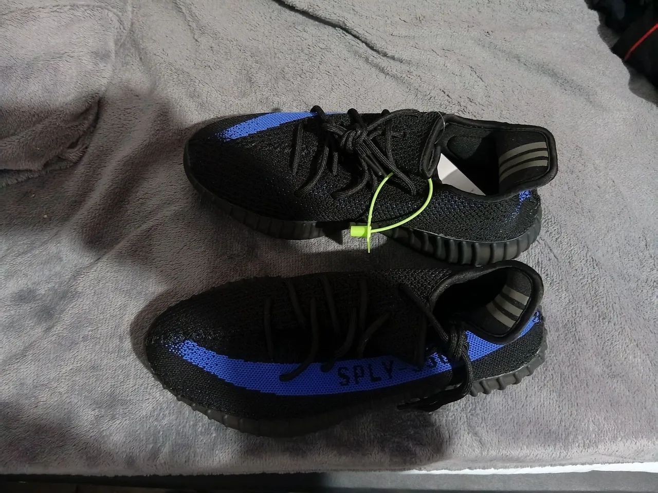 Yezzy boost 350 v2 dazzling blue 41br