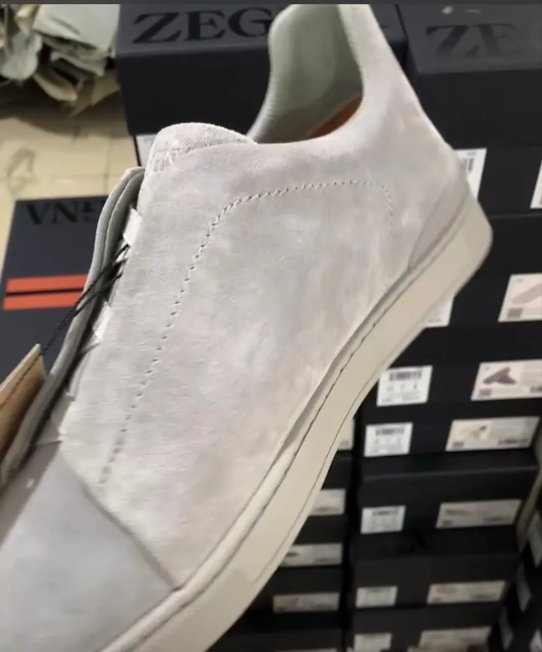 Tênis Zegna cinza camurça 