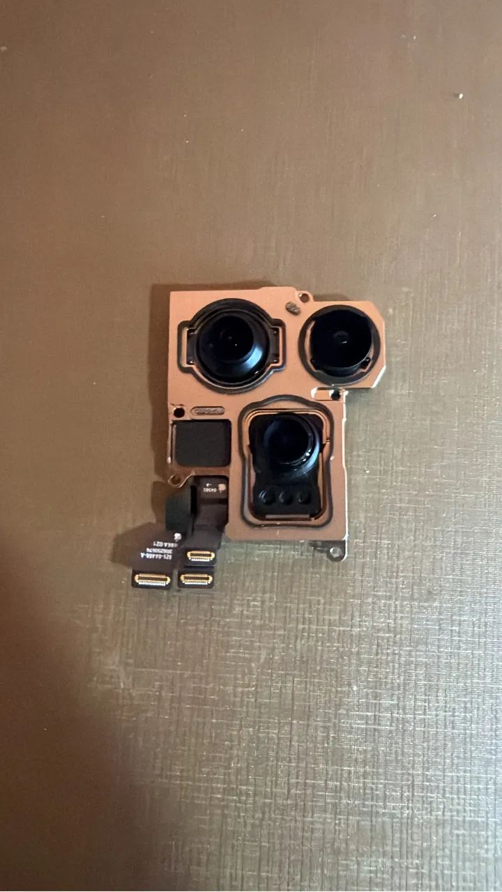 Tela original iPhone 15 pro max e outra peças  - Foto 2