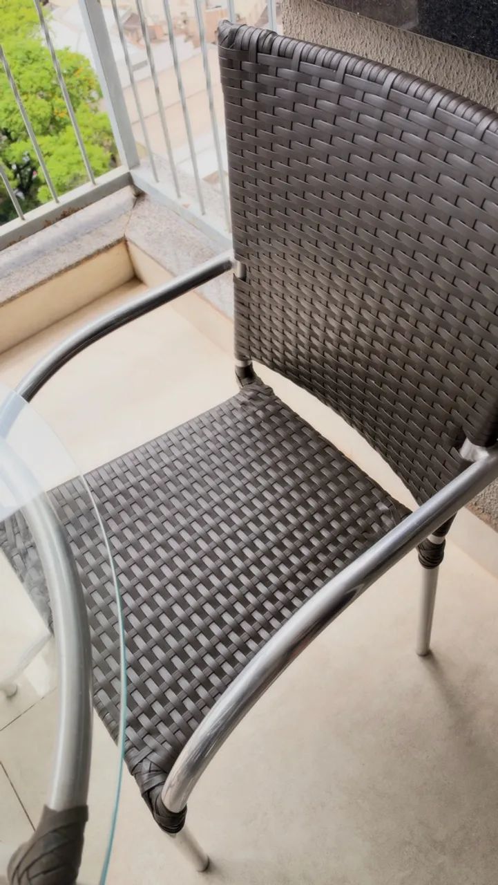 Mesa Externa com vidro e 4 cadeiras  - Foto 3