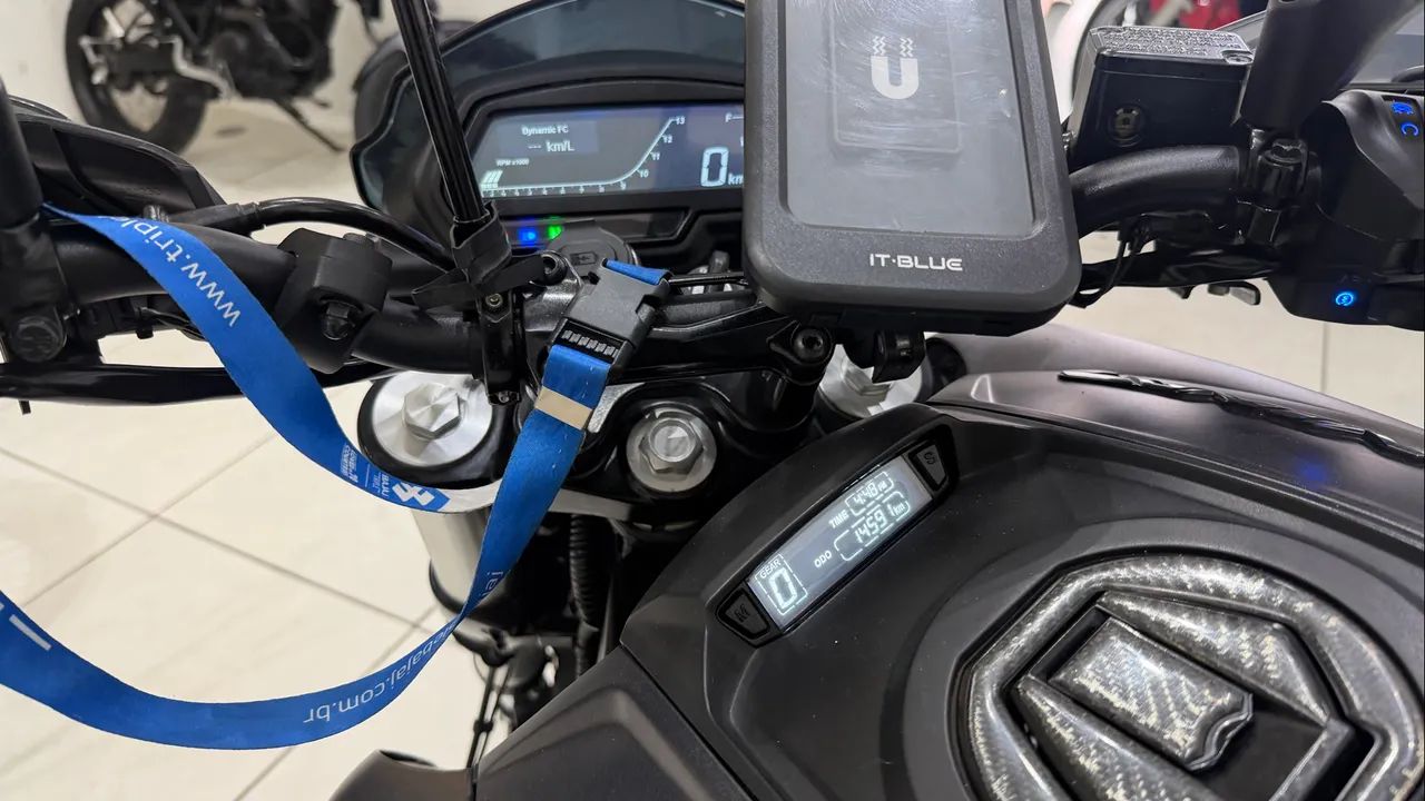 Bajaj Dominar 400 - Foto 3