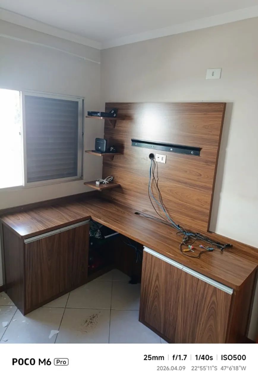 painel e bancada para quarto/ escritório - Foto 2
