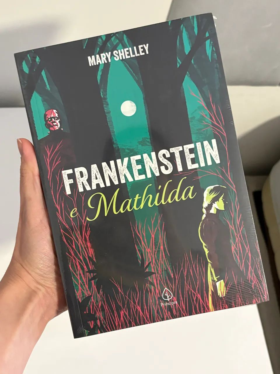 Livro Frankenstein e Mathilda - Mary Shelley - Foto 3