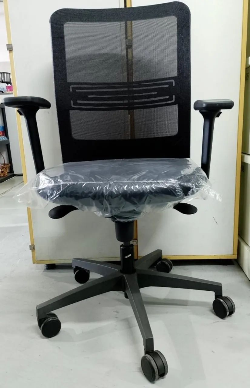 Cadeira de Escritório Flexform Tecton - Modelo Presidente  - Foto 5