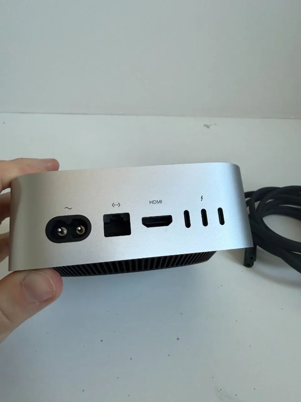 Mac mini Apple M4 - 24GB RAM - 256GB SSD - Seminovo, perfeito