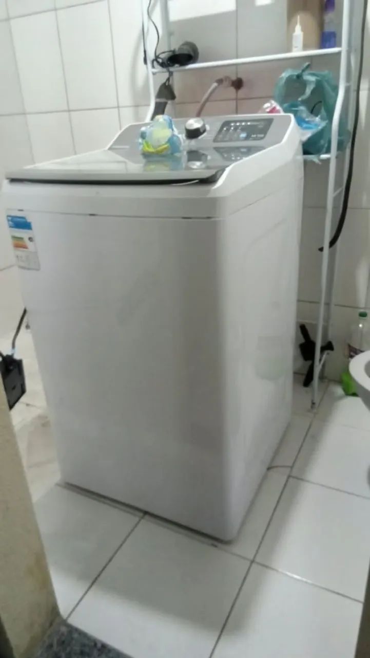 Vendo máquina de lavar roupa!Tem conversa  - Foto 2