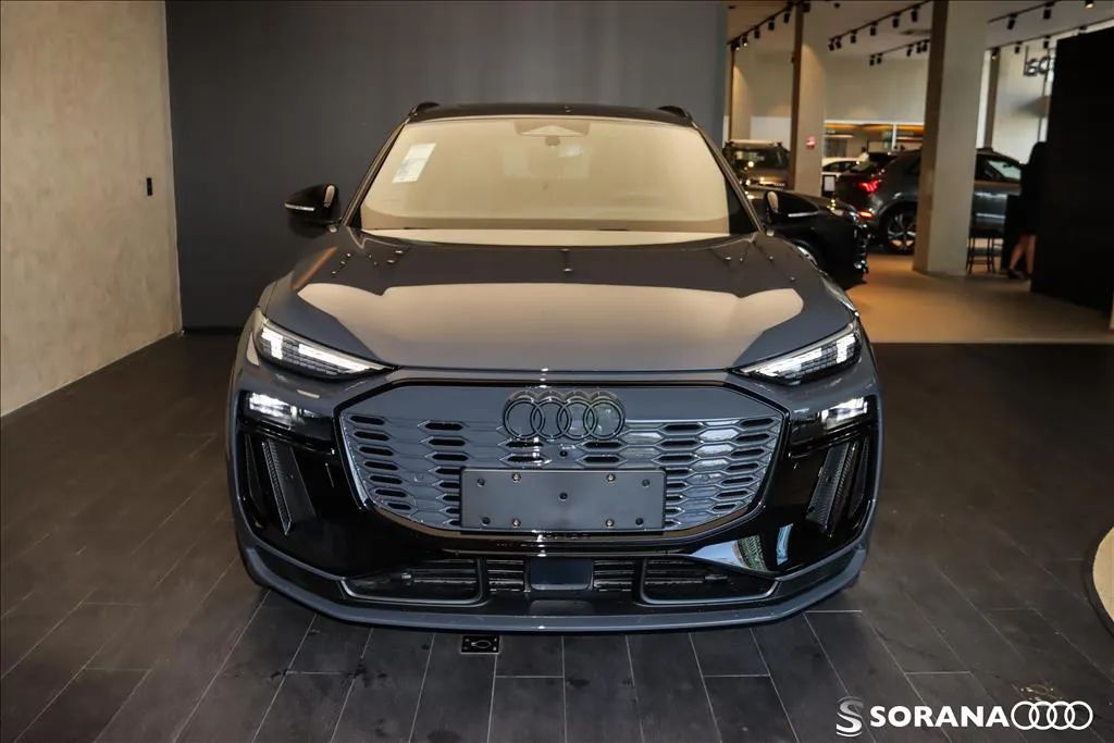 Audi E-Tron Performa. Black Aut. (elétrico) 2025 - Foto 3