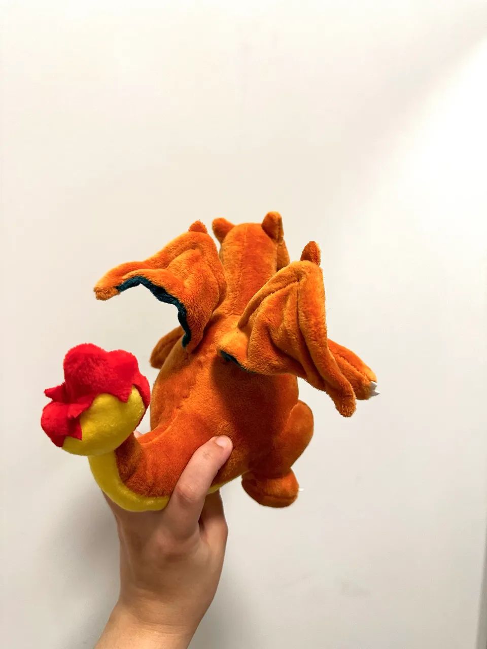 Pokémon Charizard Pelúcia Mini  - Foto 3