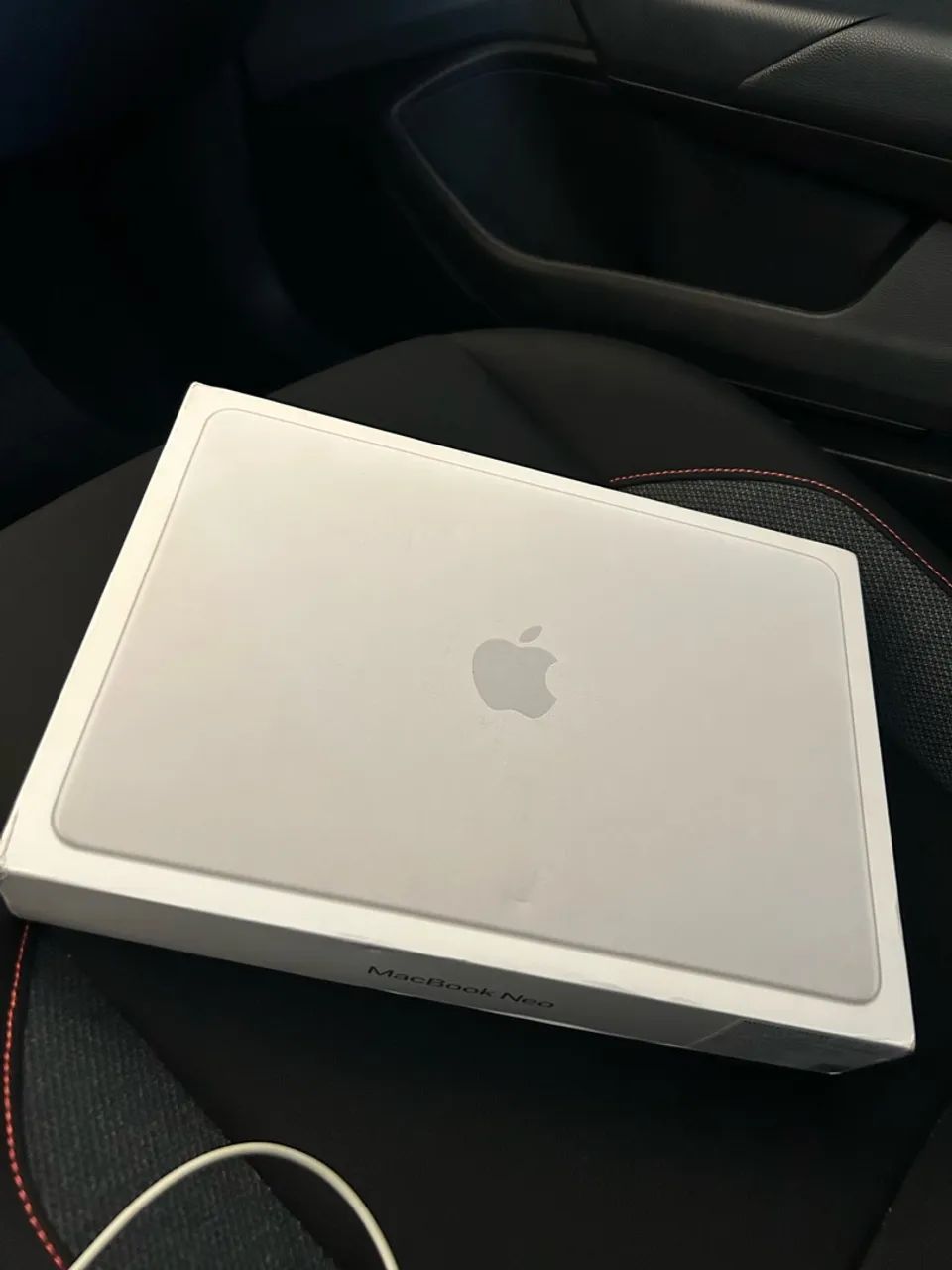 MacBook Neo 256 G Silver  - Foto 5
