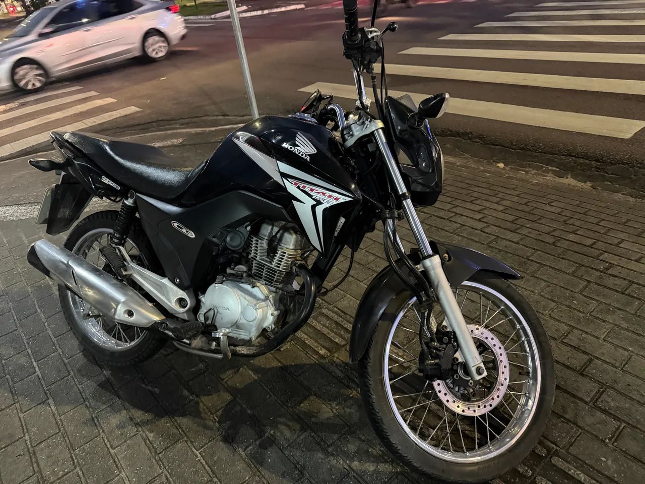 Titan 150 