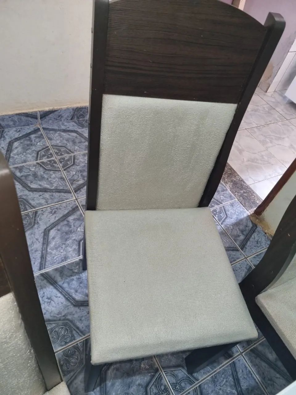 Mesa de jantar com 6 cadeiras - Foto 5