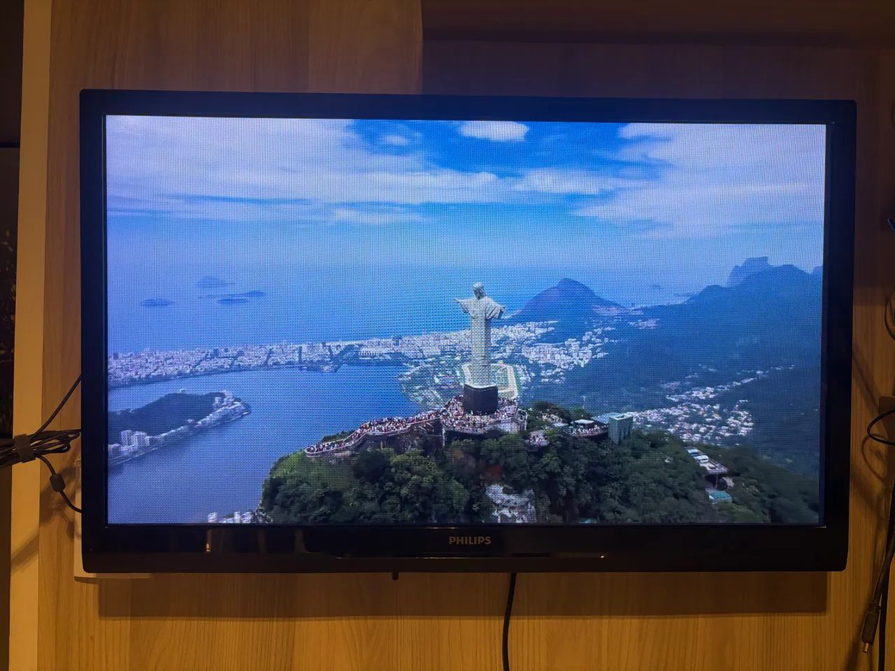 TV PHILIPS 32 POL + CHROMECAST