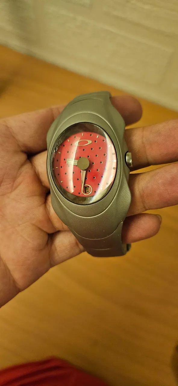 Relogio oakley time bomb red cannon - Foto 2