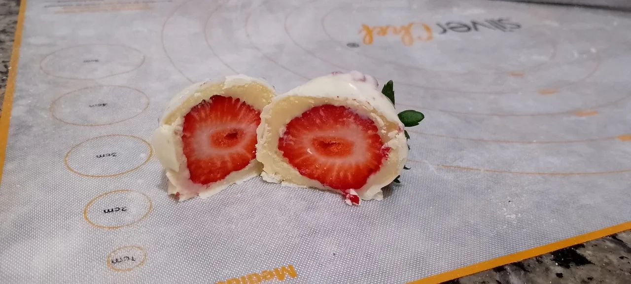 Morango cravejado. - Foto 3