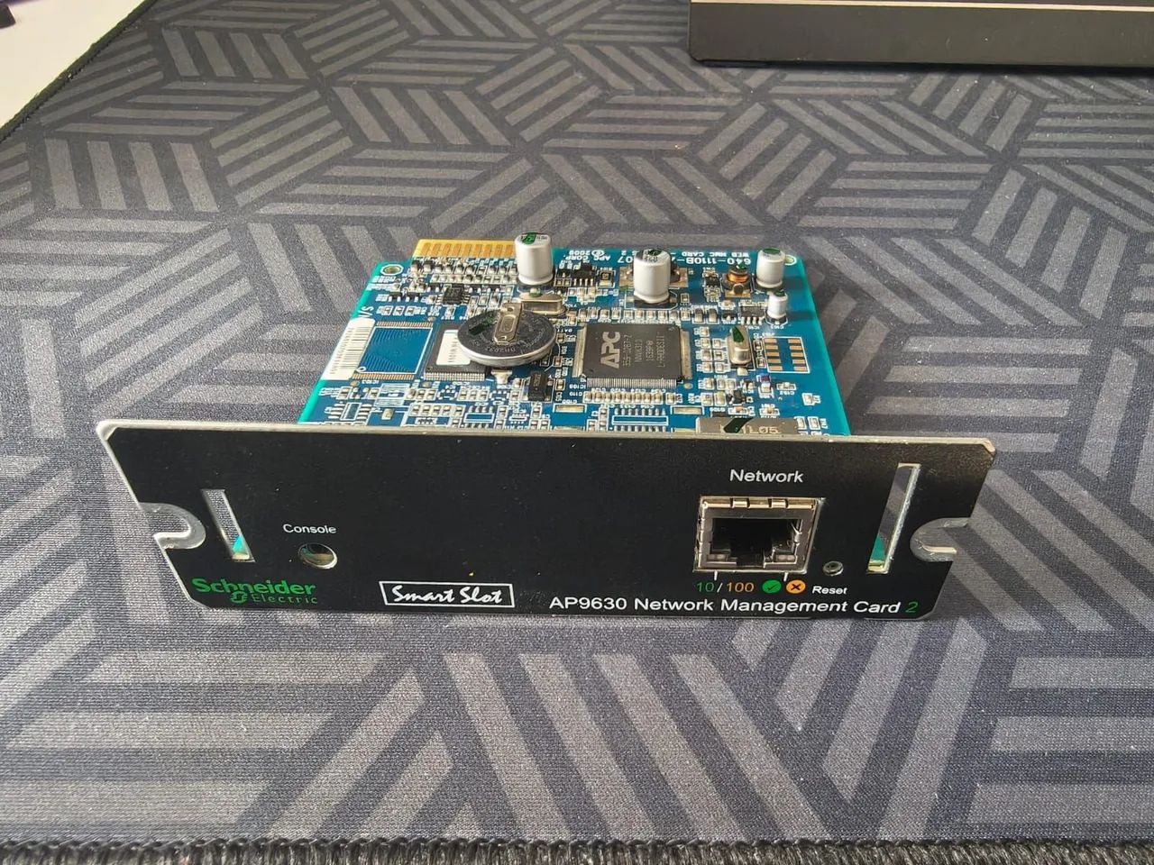 Placa SNMP APC AP9630 Network Management Card 2 - Schneider