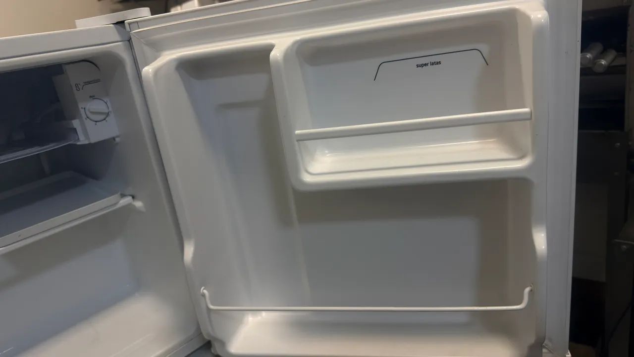 Frigobar Midea 45L - Excelente estado! - Foto 2