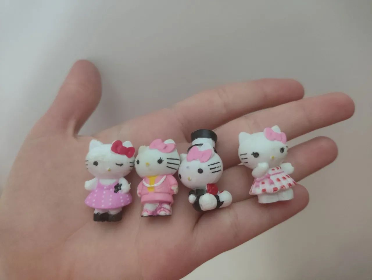 4 miniaturas colecionáveis hello kity  - Foto 3