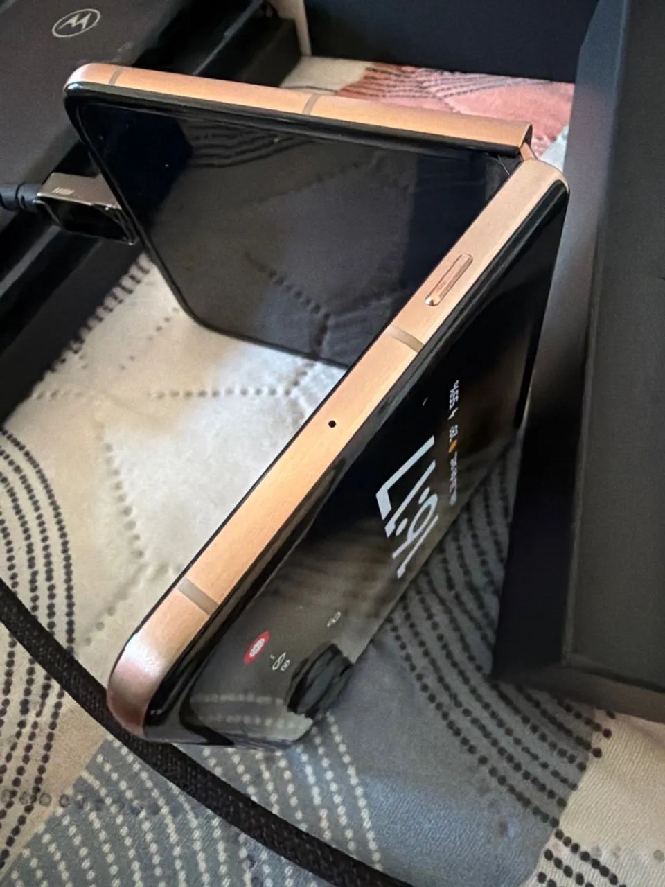 Moto Razr 60 ultra - Foto 5