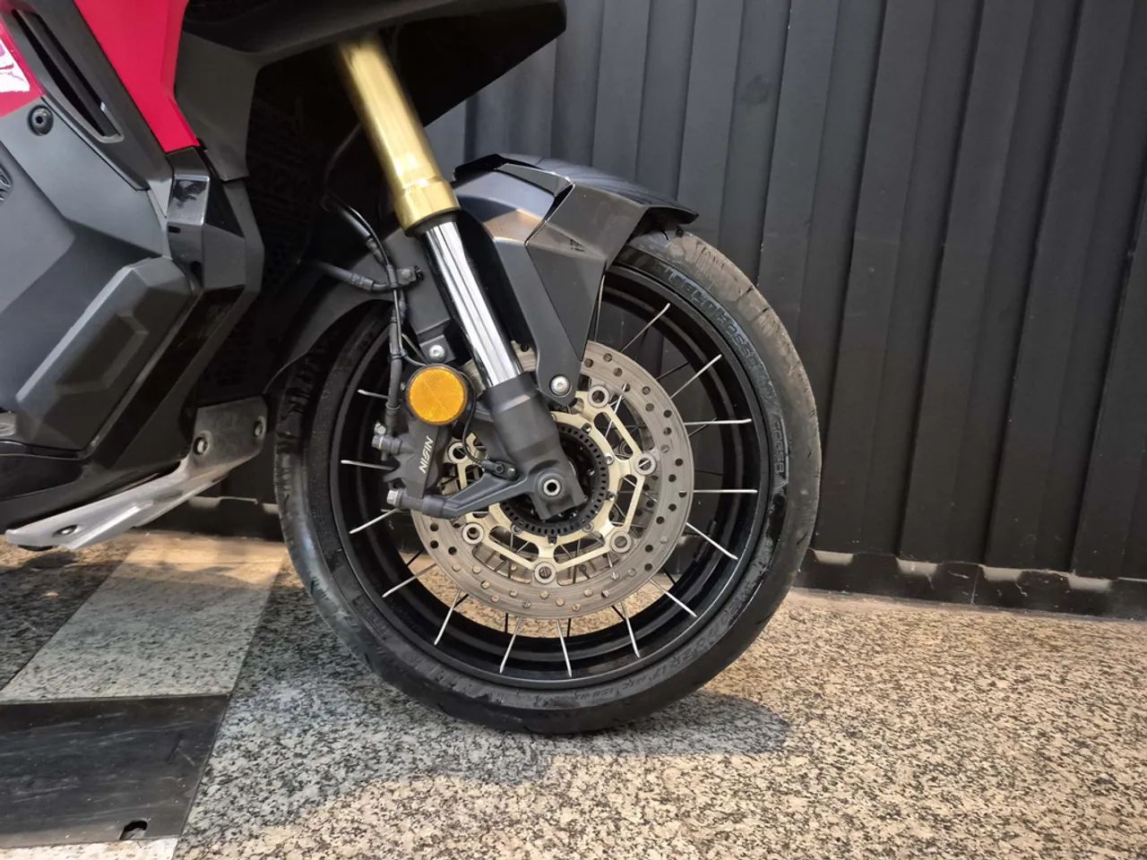 Honda X-ADV 700 cc  - Foto 4