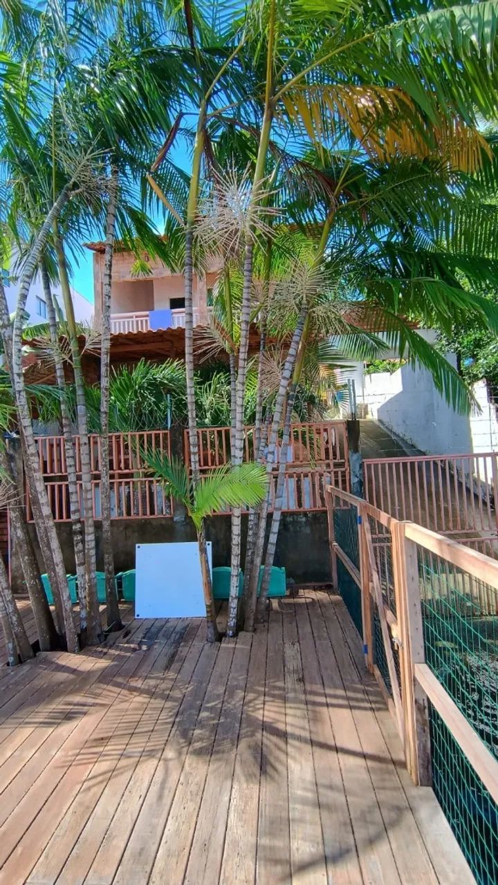 ALUGA-SE CASA NA BEIRA DO RIO EM BARREIRINHAS