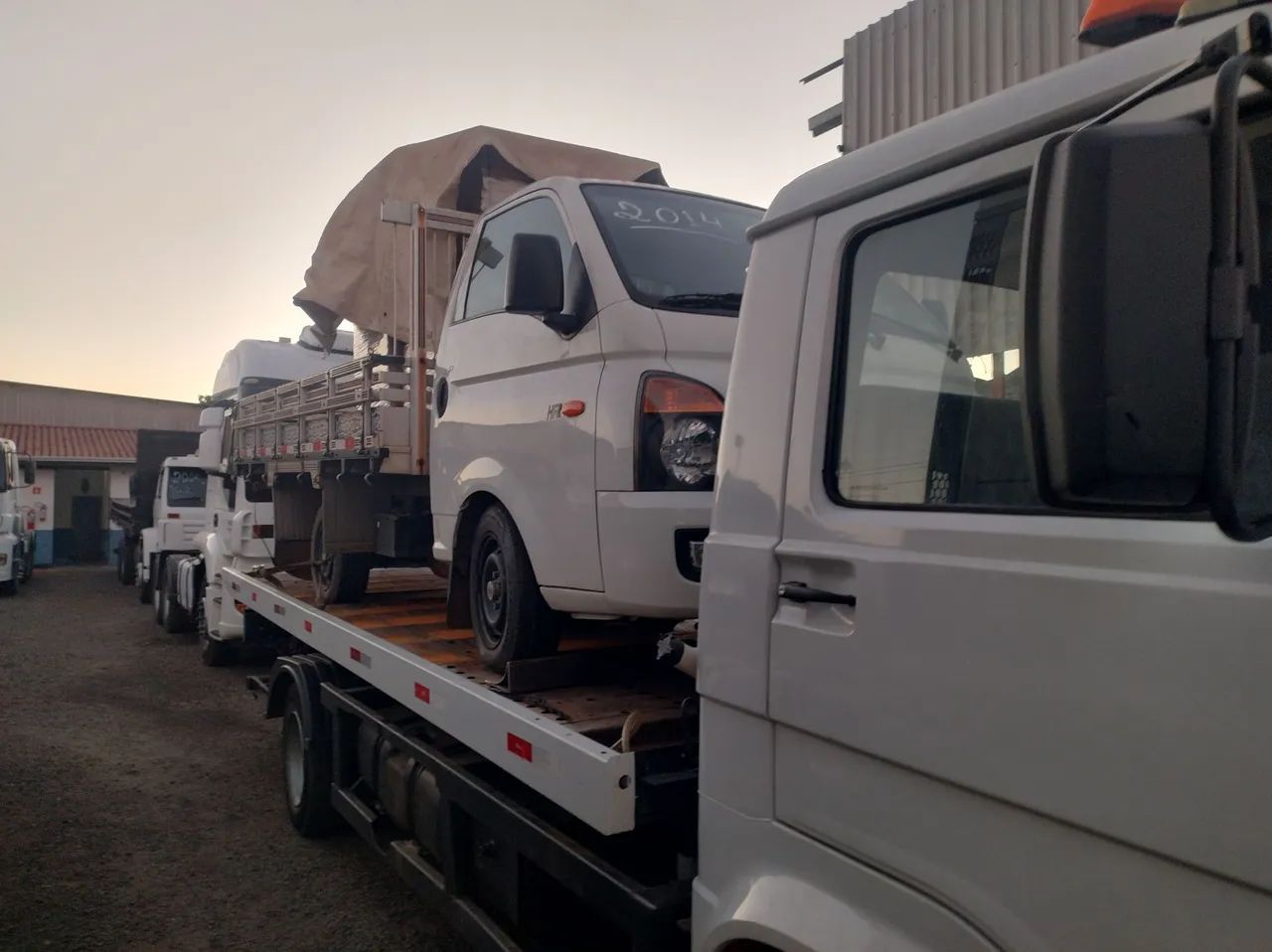 VW 8120 plataforma  - Foto 3