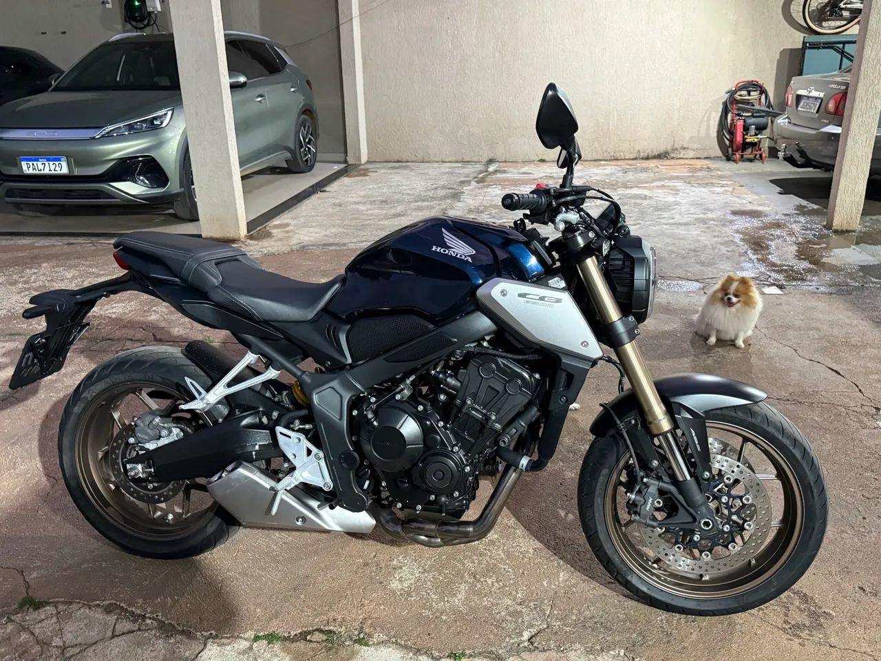 CB 650r 2021 - Foto 3