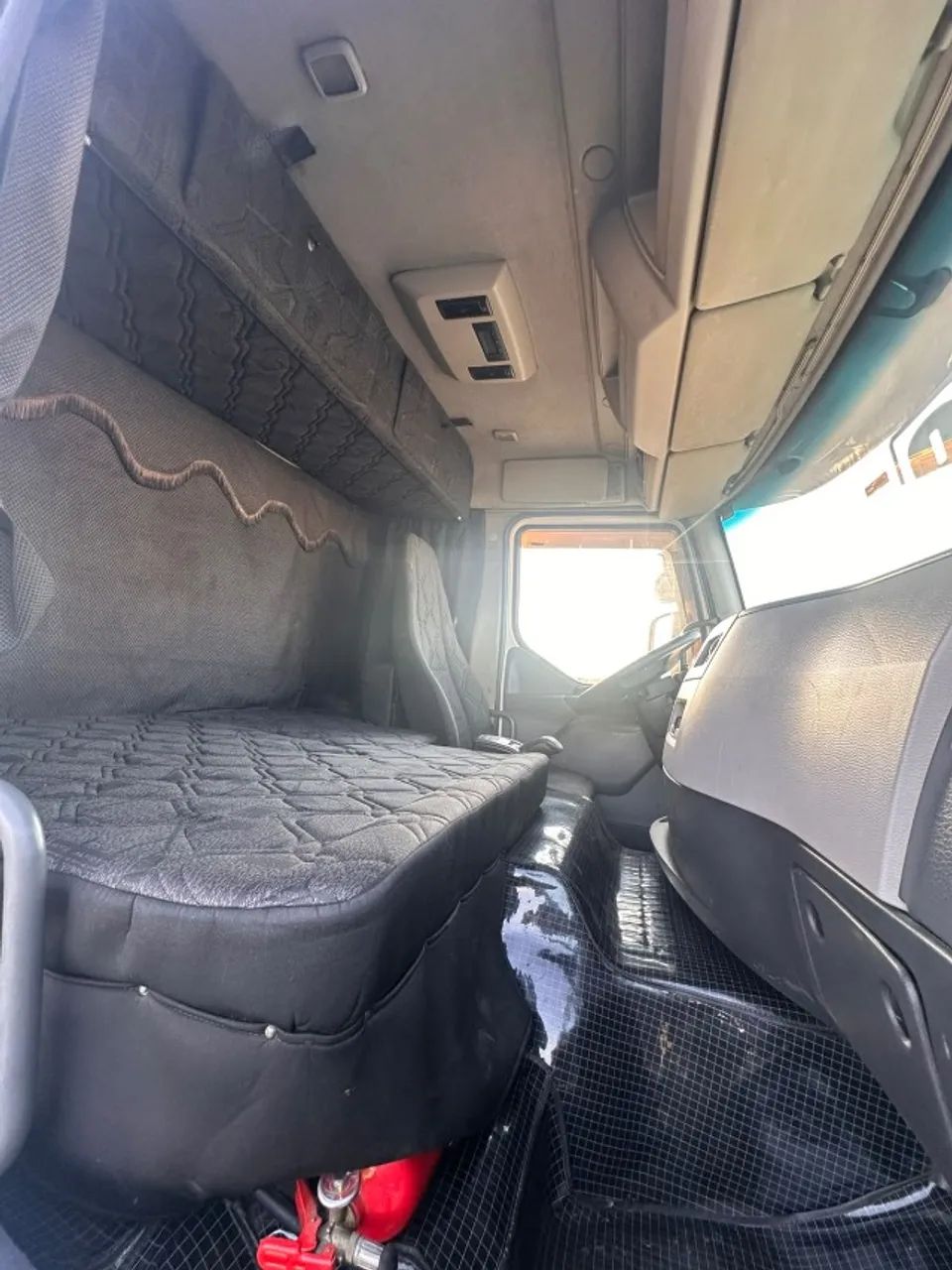 VOLVO VM 270 I-SHIFT 6X2 - Foto 4