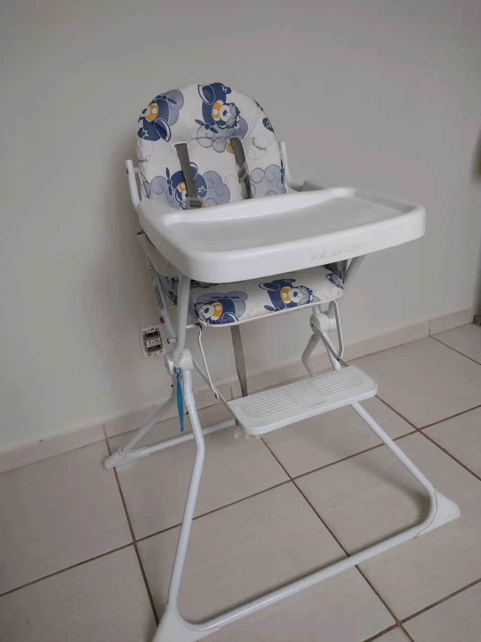 Cadeirinha de alimentação bebê 