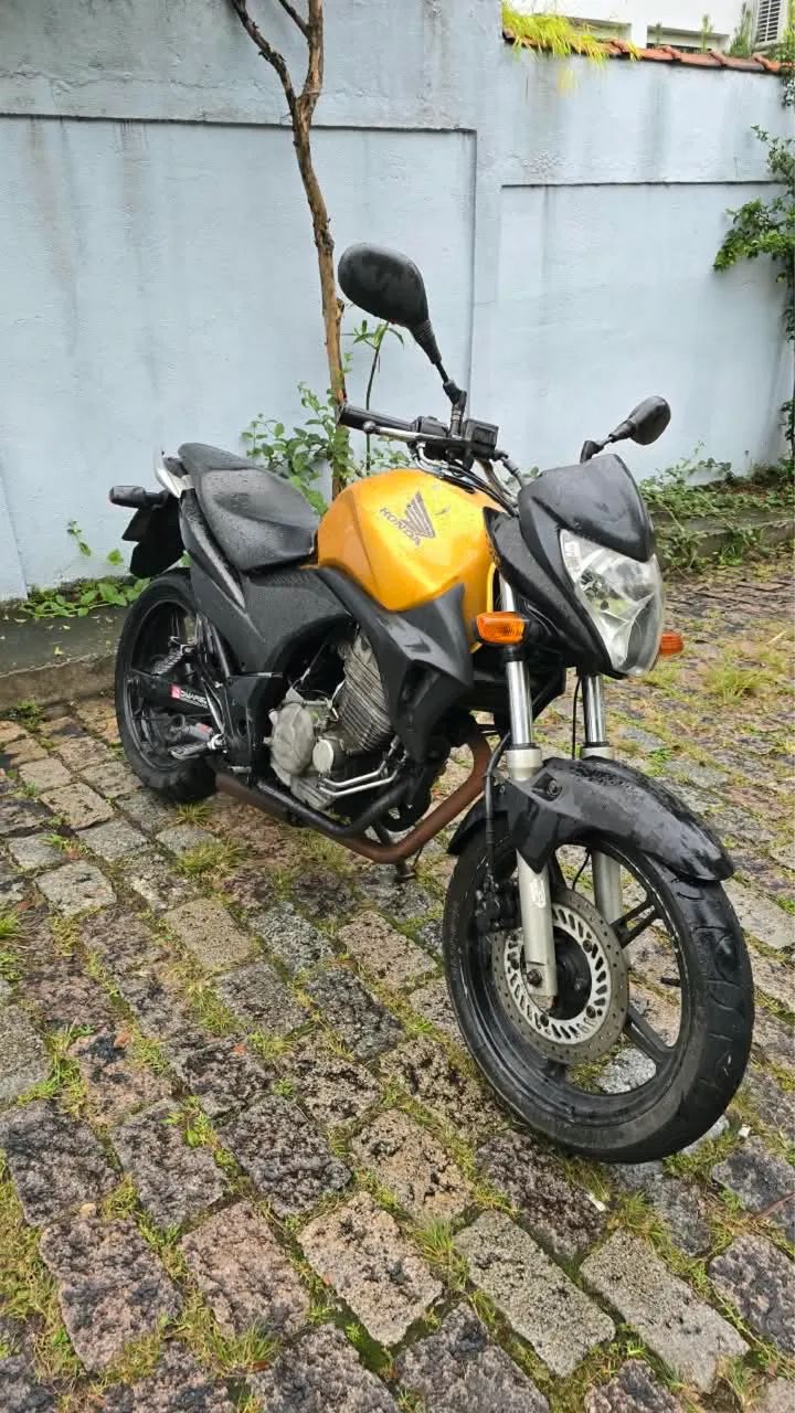 Honda CB300 - Foto 2