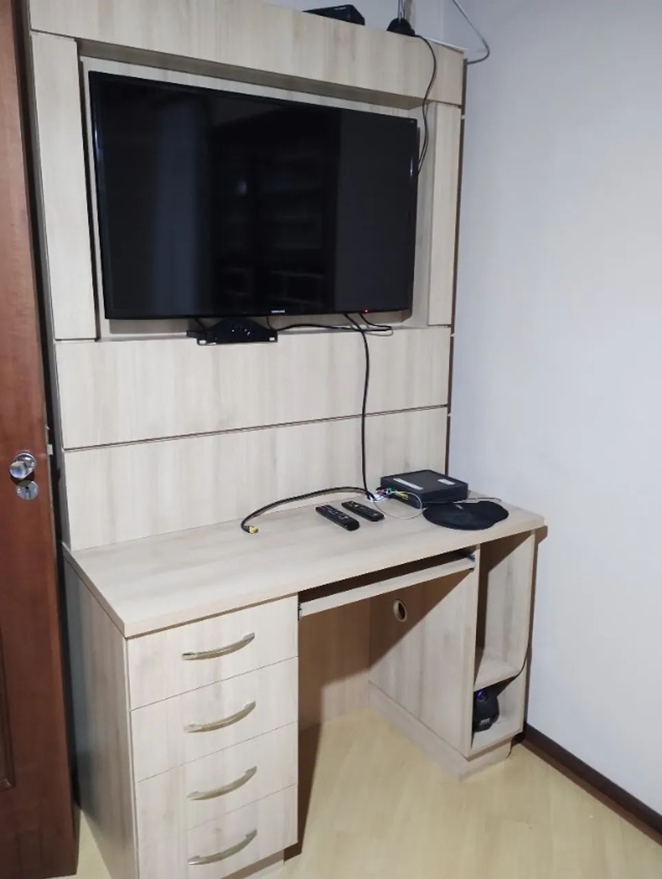 RACK E TV 40 POLEGADAS