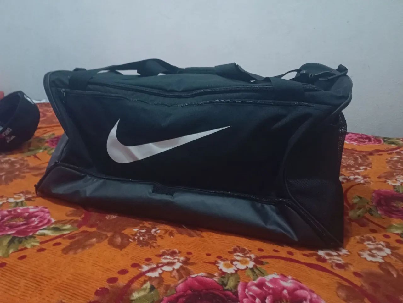 Bolsa Nike (original) 90L bom para treinos e para viajar  - Foto 3