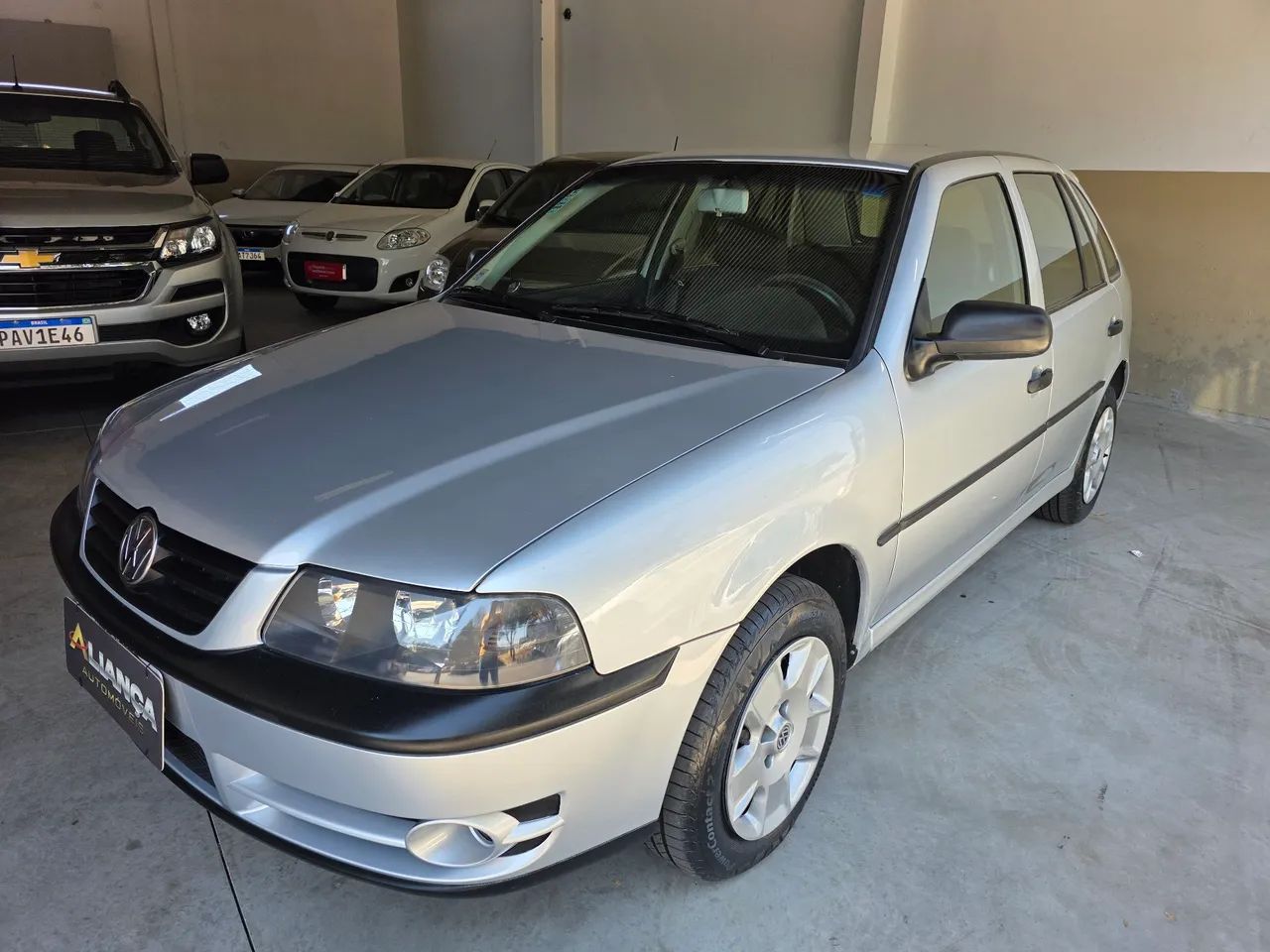 Volkswagen Gol Geração III Power 1.6 MI 8V Gasolina Mec. 4P 2003