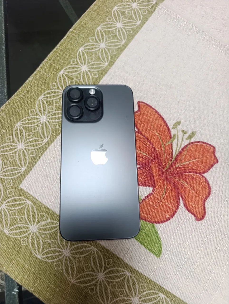 IPhone 15 pro Max  - Foto 3